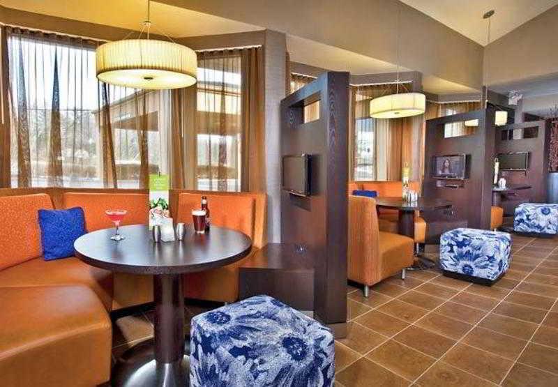 Courtyard Philadelphia Willow Grove Restaurant billede